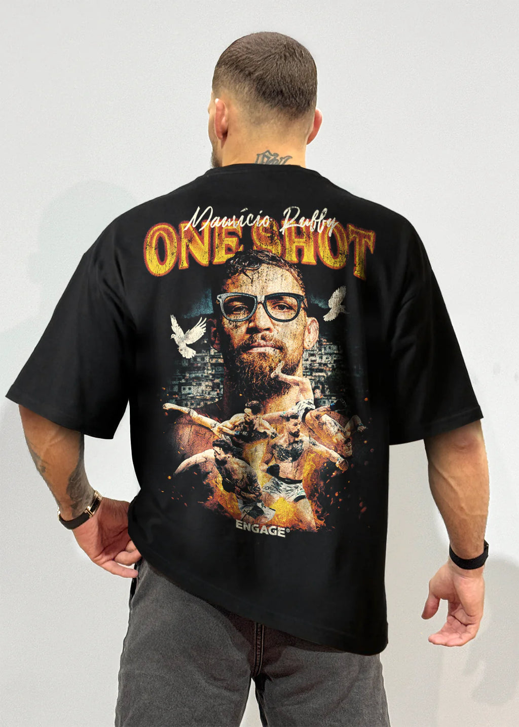 Polera ‘One Shot’- Mauricio Ruffy