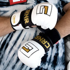Guantes Sparring MMA Combat Corner Spar White - Blancas | Underdog Chile